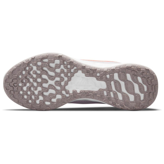 Nike Revolution 6 NN